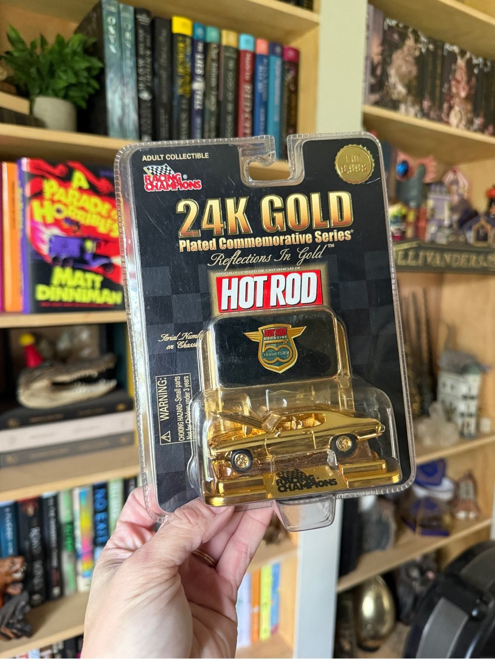24K Gold Plated Commemorative Die-Cast Car - Gold
